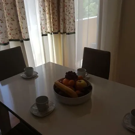 Elitonia Delux Apartment Nesebar