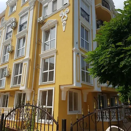 Elitonia Delux * Nesebar